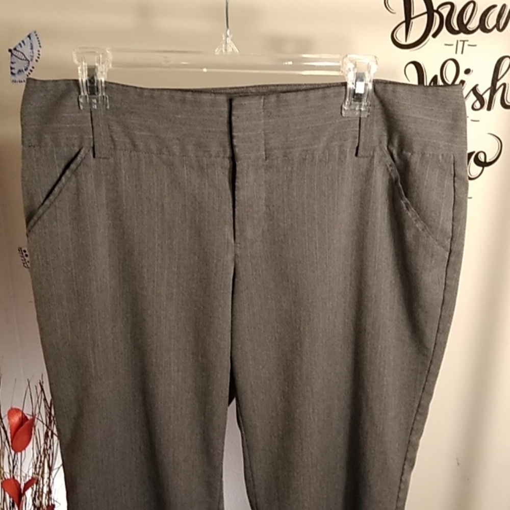 Women's Daisy Fuentes Dress Pants - Picture 2 of 4
